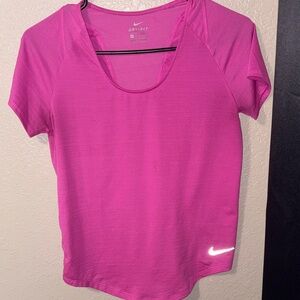 Nike Women's Pink Short Sleeve Tee